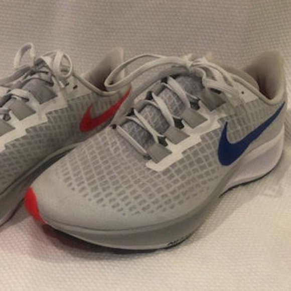 Nike Air Zoom Pegasus 37 Pure Platinum Racer Blue Grey Size 10 ....worn 3x - Picture 2 of 5